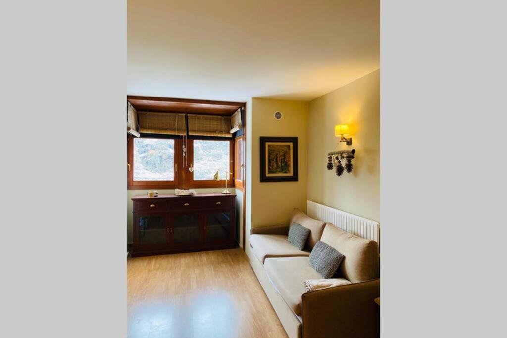 Increible Apartamento Cabirol , 6 -8 Paxhut-7886 *